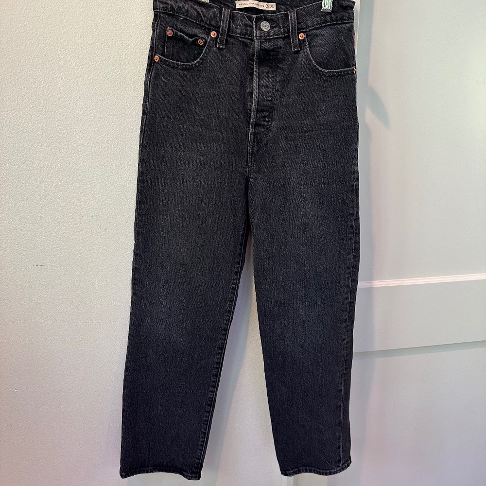 Levi’s Ribcage Straight Ankle, Women’s Size 26